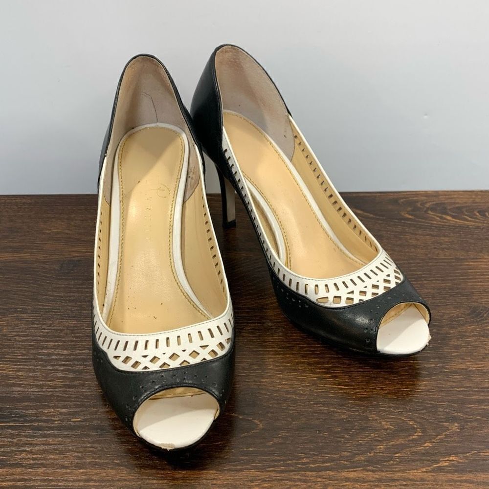 Ivanka Trump Candice Black and White Peep Toe 3.5" Pump Size 8